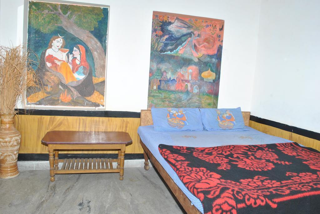 Priya Guest House 阿杰梅尔 外观 照片